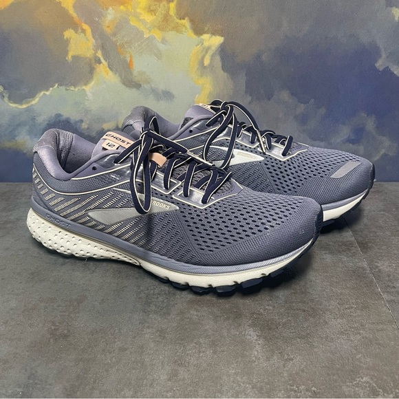 Brooks Ghost 12 12030051D086 Women's Wide Gray Running Shoes Size 10D - Picture 1 of 16